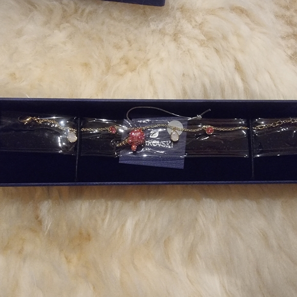 Swarovski Ice Cream Bracelet - NWT - Picture 3 of 8